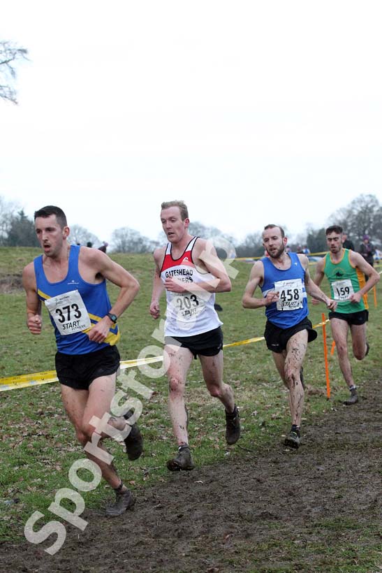Senior mens Northern Cross Country Champs., Camp Hill Estate, Kirklington.  Photo: David T. Hewitson/Sports for All Pics